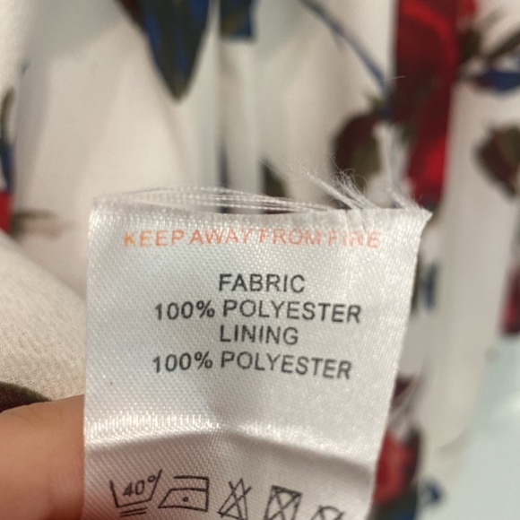 Floral off the shoulder romper - Picture 5 of 5